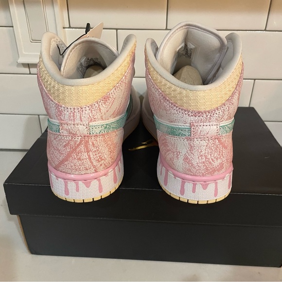 Air Jordan 1- Ice Cream - Picture 4 of 8